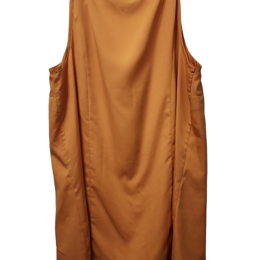 Anna, a new approach size, large gold shell, sleeveless women's top. - Picture 2 of 6